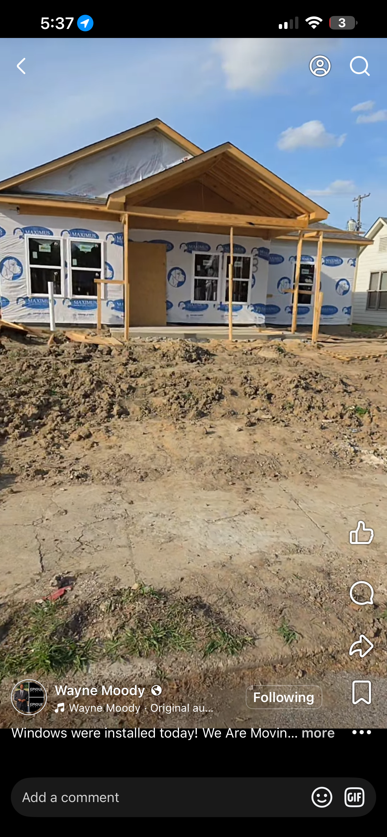 Tyvek wrap and windows from the front — moving fast